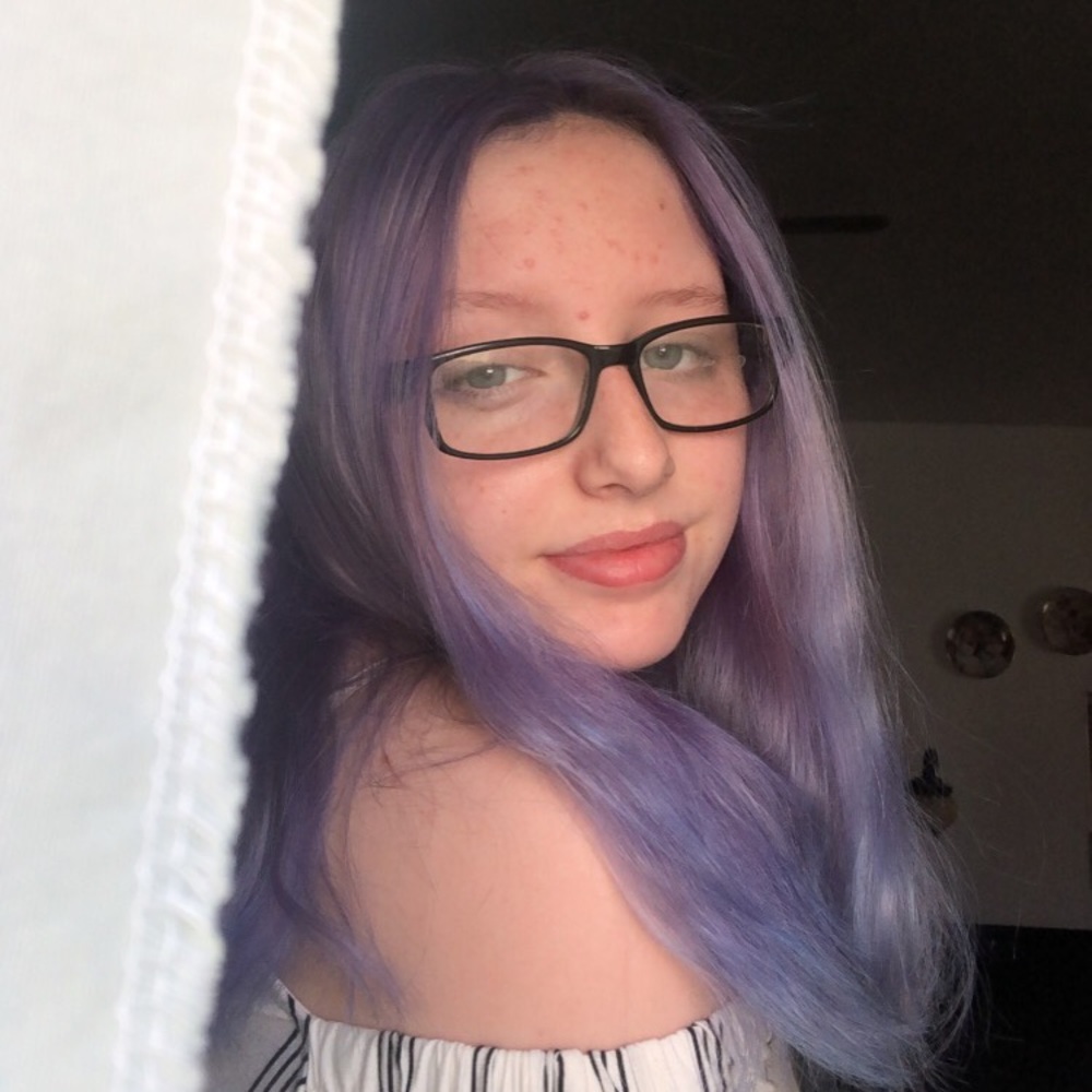 Meet your Posher, Alayna